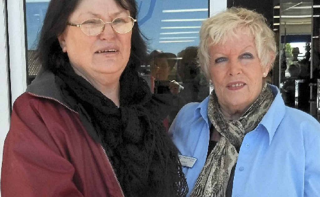 Warwick Pentath-run committee member Margaret Trahair presents $1000 to St Vincent de Paul representative Shirley Molloy. Warwick Pentath-run committee member Margaret Trahair presents $1000 to St Vincent de Paul representative Shirley Molloy.